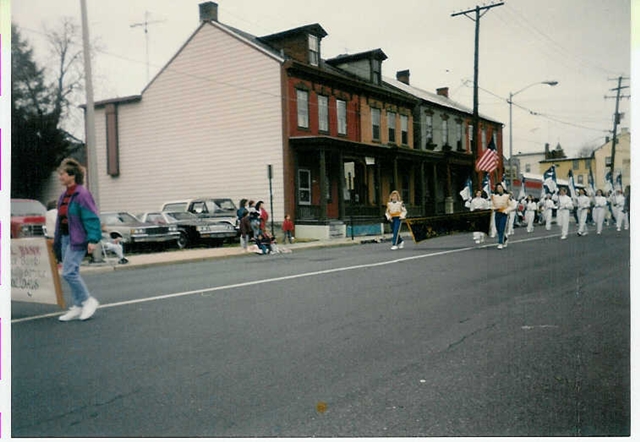 Jolene Holiday parade 1992.jpg